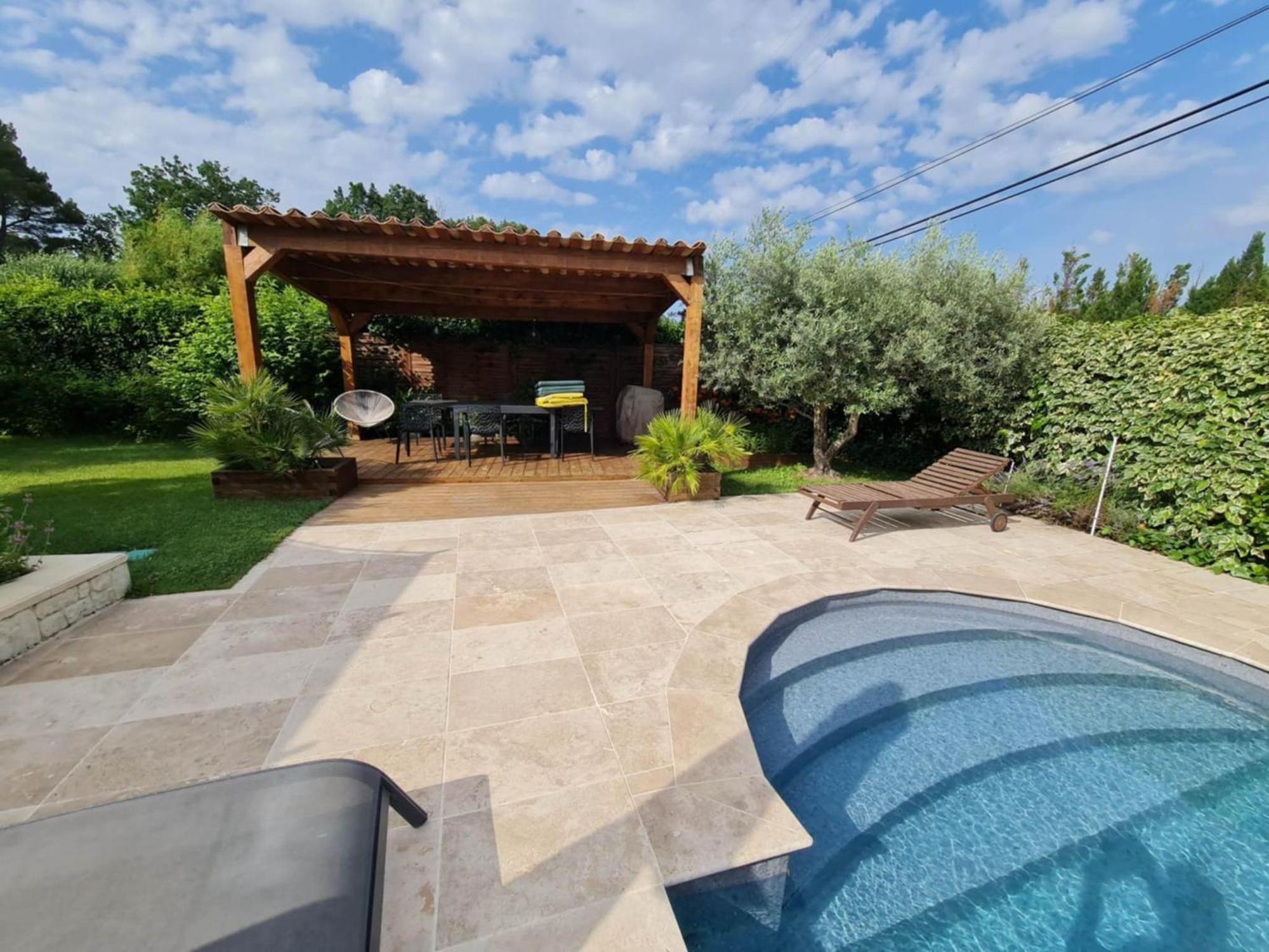 Maison Villa Pierrevert Εξωτερικό φωτογραφία