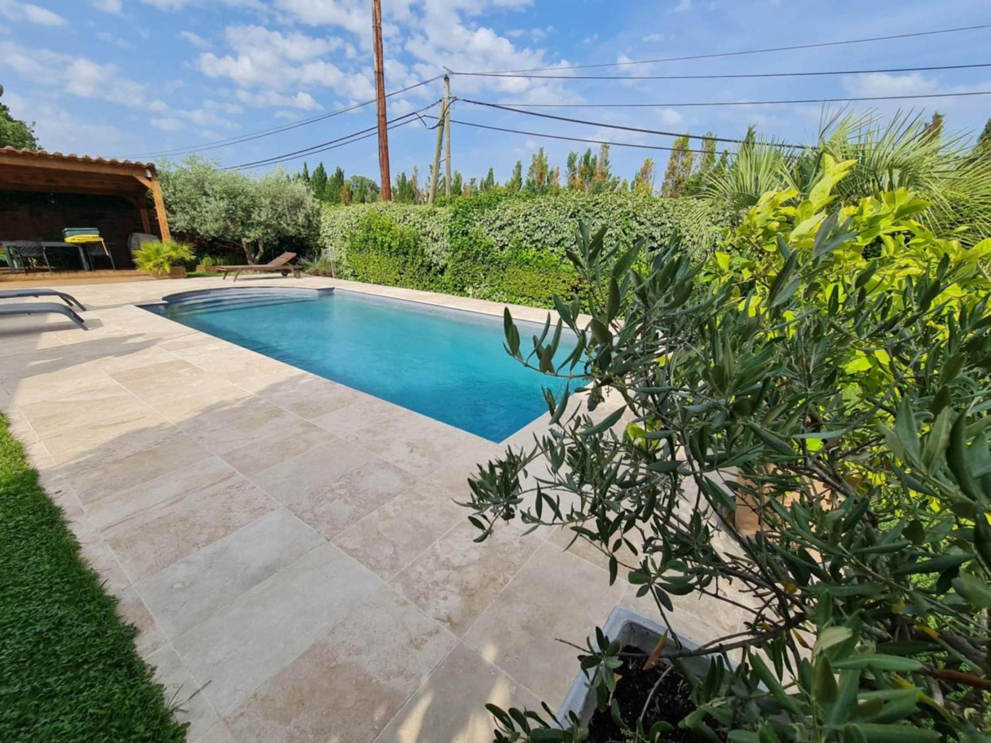 Maison Villa Pierrevert Εξωτερικό φωτογραφία