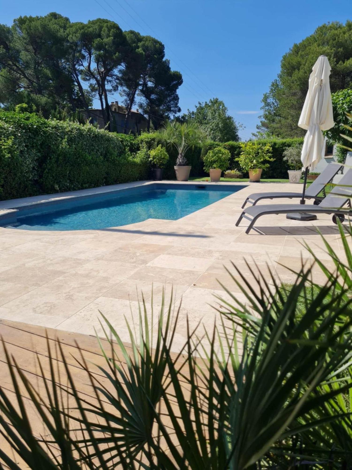 Maison Villa Pierrevert Εξωτερικό φωτογραφία